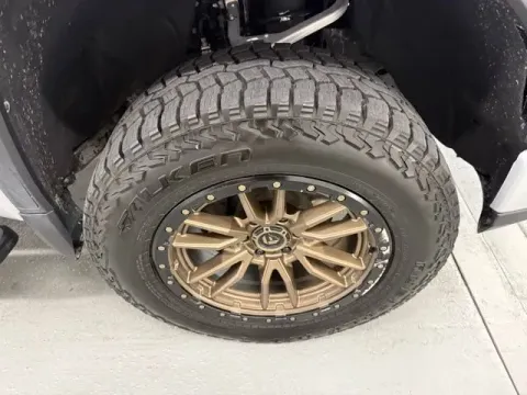 More photos of 2022 GMC Sierra 1500 Elevation at Woody Folsom CDJR of Baxley, GA