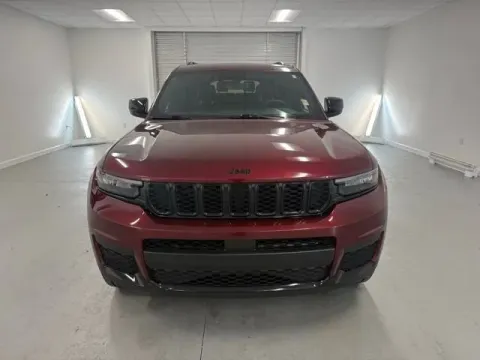 Photos of 2025 Jeep Grand Cherokee L Altitude X for sale in Baxley, GA at Woody Folsom CDJR of Baxley
