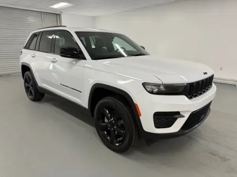 Another view of 2025 Jeep Grand Cherokee Altitude for sale in Baxley, GA at Woody Folsom CDJR of Baxley