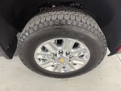 More photos of 2024 Chevrolet Silverado 2500HD High Country at Woody Folsom CDJR of Baxley, GA