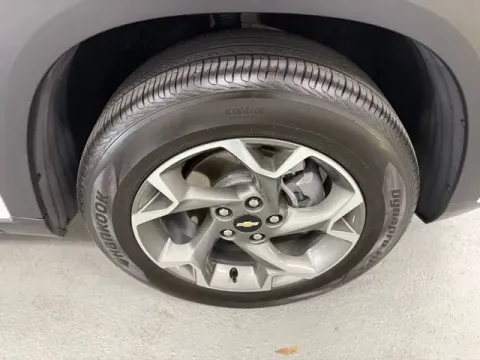 More photos of 2024 Chevrolet Trax LT at Woody Folsom CDJR of Baxley, GA