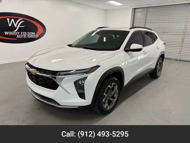 White 2024 Chevrolet Trax LT for sale in Baxley, GA
