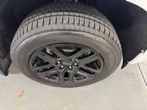 More photos of 2023 Chevrolet Silverado 1500 RST at Woody Folsom CDJR of Baxley, GA