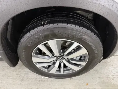 More photos of 2025 Nissan Pathfinder SL at Woody Folsom CDJR of Baxley, GA