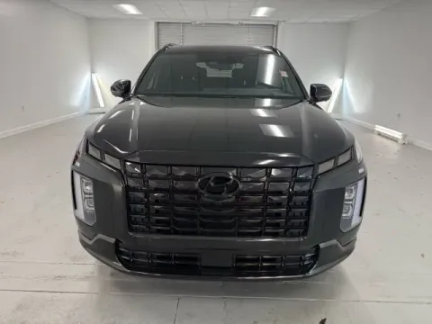 Photos of 2025 Hyundai Palisade Calligraphy Night Edition for sale in Baxley, GA at Woody Folsom CDJR of Baxley
