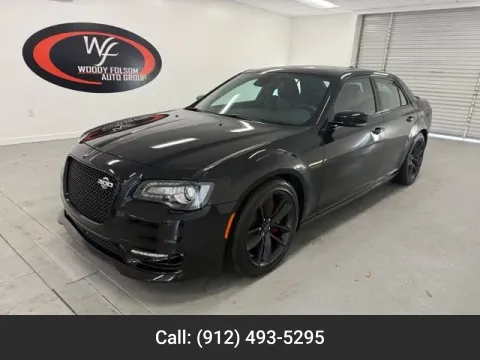 Black 2023 Chrysler 300 C for sale in Baxley, GA