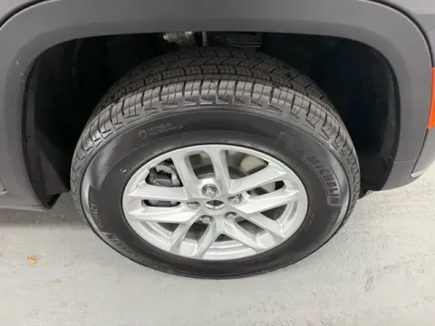 More photos of 2026 Jeep Grand Cherokee L Laredo X at Woody Folsom CDJR of Baxley, GA