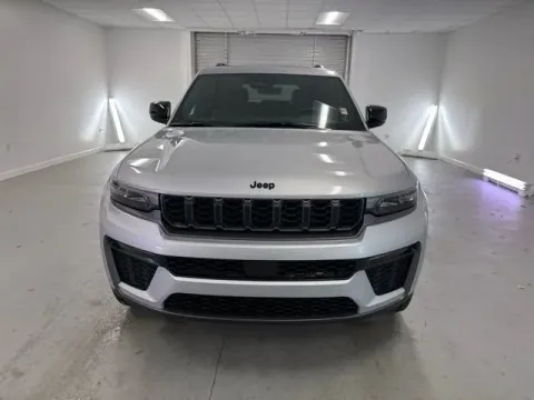 Photos of 2026 Jeep Grand Cherokee Limited for sale in Baxley, GA at Woody Folsom CDJR of Baxley