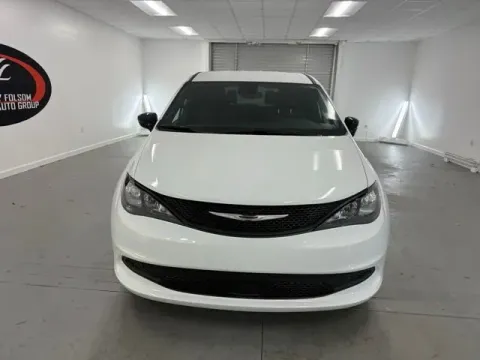 Photos of 2026 Chrysler Voyager LX for sale in Baxley, GA at Woody Folsom CDJR of Baxley