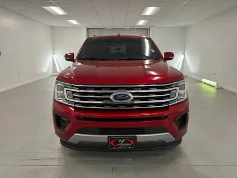 Photos of 2021 Ford Expedition XLT for sale in Baxley, GA at Woody Folsom CDJR of Baxley
