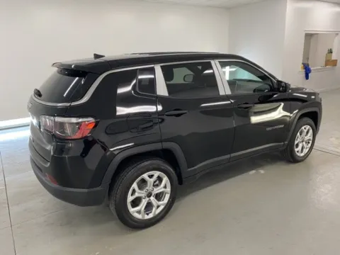 More photos of 2025 Jeep Compass Sport at Woody Folsom CDJR of Baxley, GA