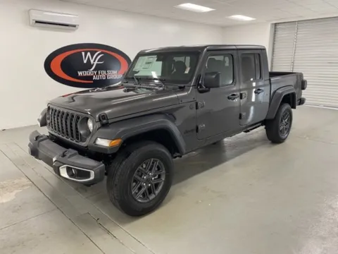 Gray 2025 Jeep Gladiator Sport S for sale in Baxley, GA