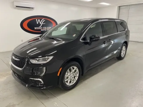 Black 2025 Chrysler Pacifica Select for sale in Baxley, GA