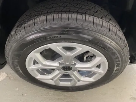 More photos of 2025 Jeep Compass Sport at Woody Folsom CDJR of Baxley, GA