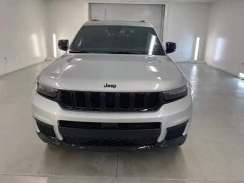 Photos of 2025 Jeep Grand Cherokee L Altitude X for sale in Baxley, GA at Woody Folsom CDJR of Baxley