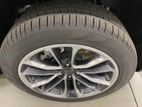 More photos of 2024 Jeep Wagoneer L Series II at Woody Folsom CDJR of Baxley, GA