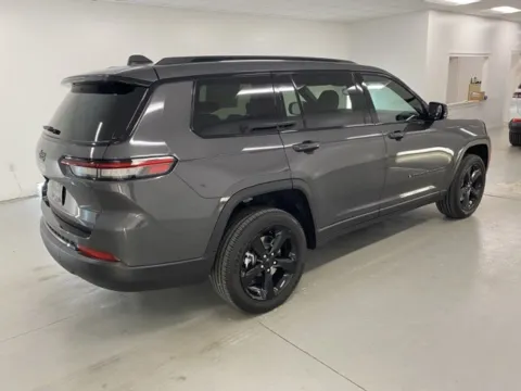 More photos of 2025 Jeep Grand Cherokee L Altitude X at Woody Folsom CDJR of Baxley, GA