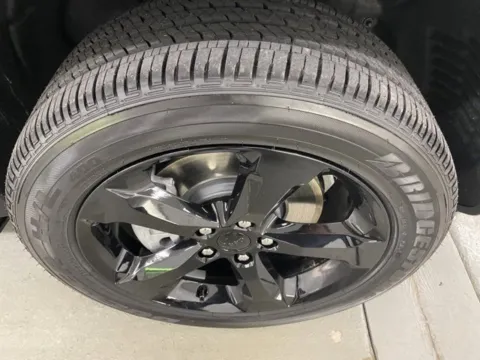 More photos of 2025 Jeep Grand Cherokee L Altitude X at Woody Folsom CDJR of Baxley, GA