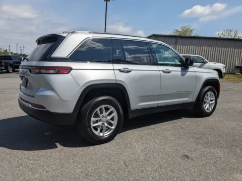 More photos of 2025 Jeep Grand Cherokee Laredo X at Woody Folsom CDJR of Baxley, GA