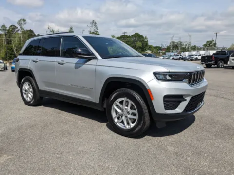 Photos of 2025 Jeep Grand Cherokee Laredo X for sale in Baxley, GA at Woody Folsom CDJR of Baxley