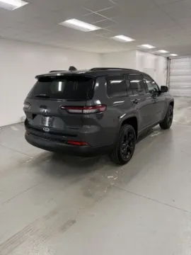 Another view of 2025 Jeep Grand Cherokee L Limited for sale in Baxley, GA at Woody Folsom CDJR of Baxley