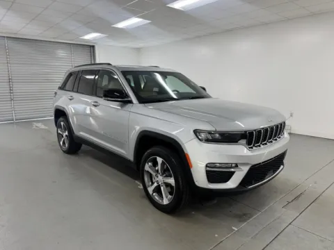 Photos of 2025 Jeep Grand Cherokee Limited for sale in Baxley, GA at Woody Folsom CDJR of Baxley