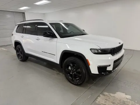 Another view of 2025 Jeep Grand Cherokee L Limited for sale in Baxley, GA at Woody Folsom CDJR of Baxley