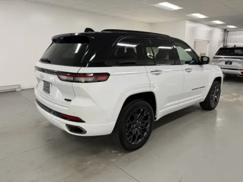 More photos of 2025 Jeep Grand Cherokee Summit Reserve at Woody Folsom CDJR of Baxley, GA
