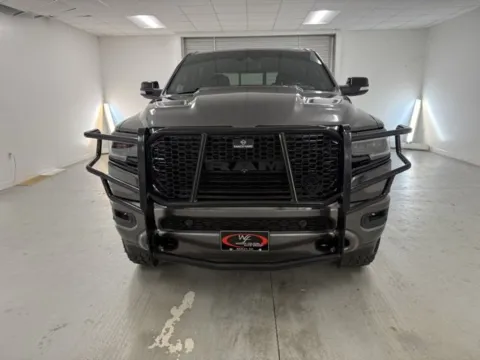 Photos of 2022 Ram 1500 Limited for sale in Baxley, GA at Woody Folsom CDJR of Baxley