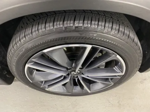 More photos of 2024 INFINITI QX55 LUXE at Woody Folsom CDJR of Baxley, GA