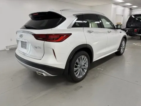 More photos of 2024 INFINITI QX50 LUXE at Woody Folsom CDJR of Baxley, GA