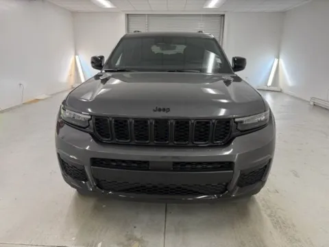 Photos of 2025 Jeep Grand Cherokee L Altitude X for sale in Baxley, GA at Woody Folsom CDJR of Baxley