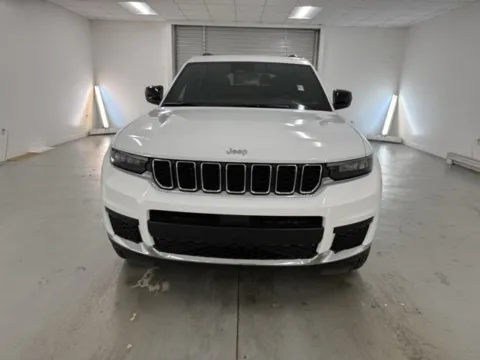 Photos of 2025 Jeep Grand Cherokee L Laredo for sale in Baxley, GA at Woody Folsom CDJR of Baxley