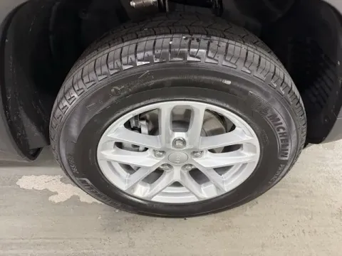 More photos of 2025 Jeep Grand Cherokee Laredo X at Woody Folsom CDJR of Baxley, GA