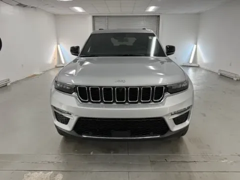 Photos of 2025 Jeep Grand Cherokee Limited for sale in Baxley, GA at Woody Folsom CDJR of Baxley