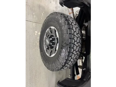 More photos of 2023 Ford Super Duty F-250 SRW LARIAT at Woody Folsom CDJR of Baxley, GA