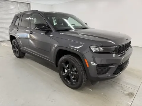 Another view of 2025 Jeep Grand Cherokee Altitude X for sale in Baxley, GA at Woody Folsom CDJR of Baxley
