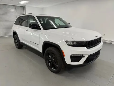 Another view of 2025 Jeep Grand Cherokee Limited for sale in Baxley, GA at Woody Folsom CDJR of Baxley