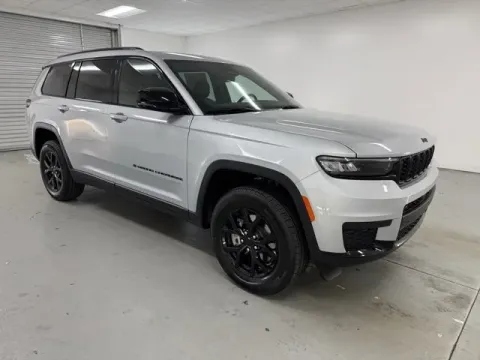 Another view of 2025 Jeep Grand Cherokee L Altitude for sale in Baxley, GA at Woody Folsom CDJR of Baxley