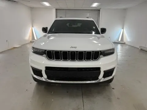 Photos of 2025 Jeep Grand Cherokee L Limited for sale in Baxley, GA at Woody Folsom CDJR of Baxley