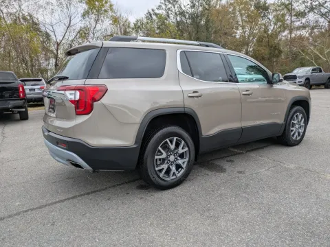 More photos of 2023 GMC Acadia SLT at Woody Folsom CDJR of Vidalia, GA