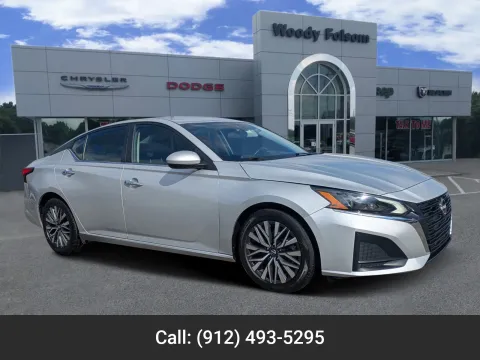 Silver 2023 Nissan Altima 2.5 SV for sale in Vidalia, GA