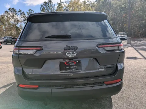 More photos of 2025 Jeep Grand Cherokee L Limited at Woody Folsom CDJR of Vidalia, GA