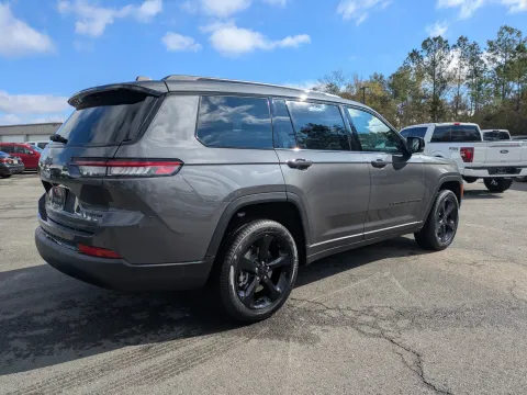 More photos of 2025 Jeep Grand Cherokee L Limited at Woody Folsom CDJR of Vidalia, GA