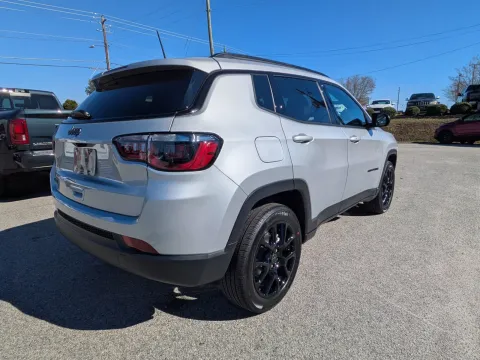More photos of 2026 Jeep Compass Latitude Altitude at Woody Folsom CDJR of Vidalia, GA