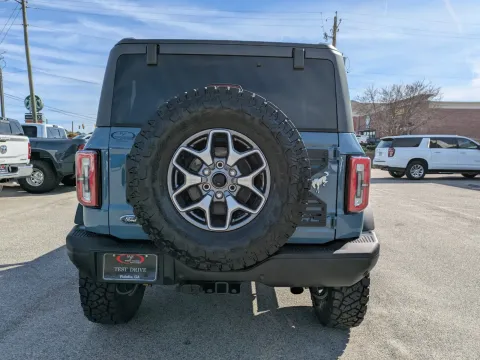 More photos of 2022 Ford Bronco Badlands at Woody Folsom CDJR of Vidalia, GA