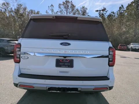 More photos of 2024 Ford Expedition Limited at Woody Folsom CDJR of Vidalia, GA