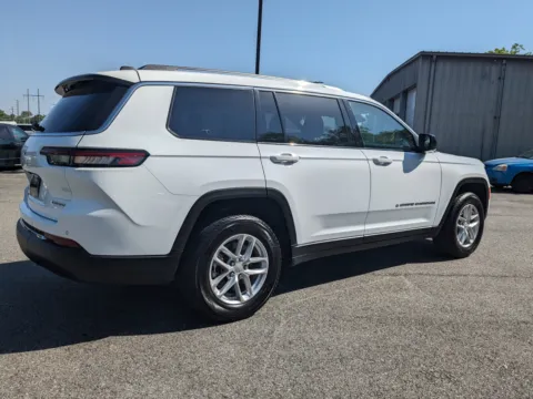 More photos of 2023 Jeep Grand Cherokee L Laredo at Woody Folsom CDJR of Vidalia, GA
