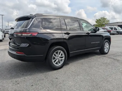 More photos of 2023 Jeep Grand Cherokee L Laredo at Woody Folsom CDJR of Vidalia, GA
