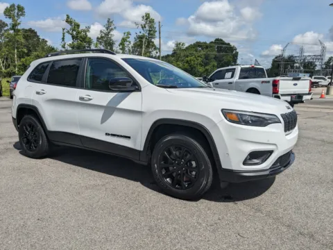 Photos of 2023 Jeep Cherokee Altitude Lux for sale in Vidalia, GA at Woody Folsom CDJR of Vidalia